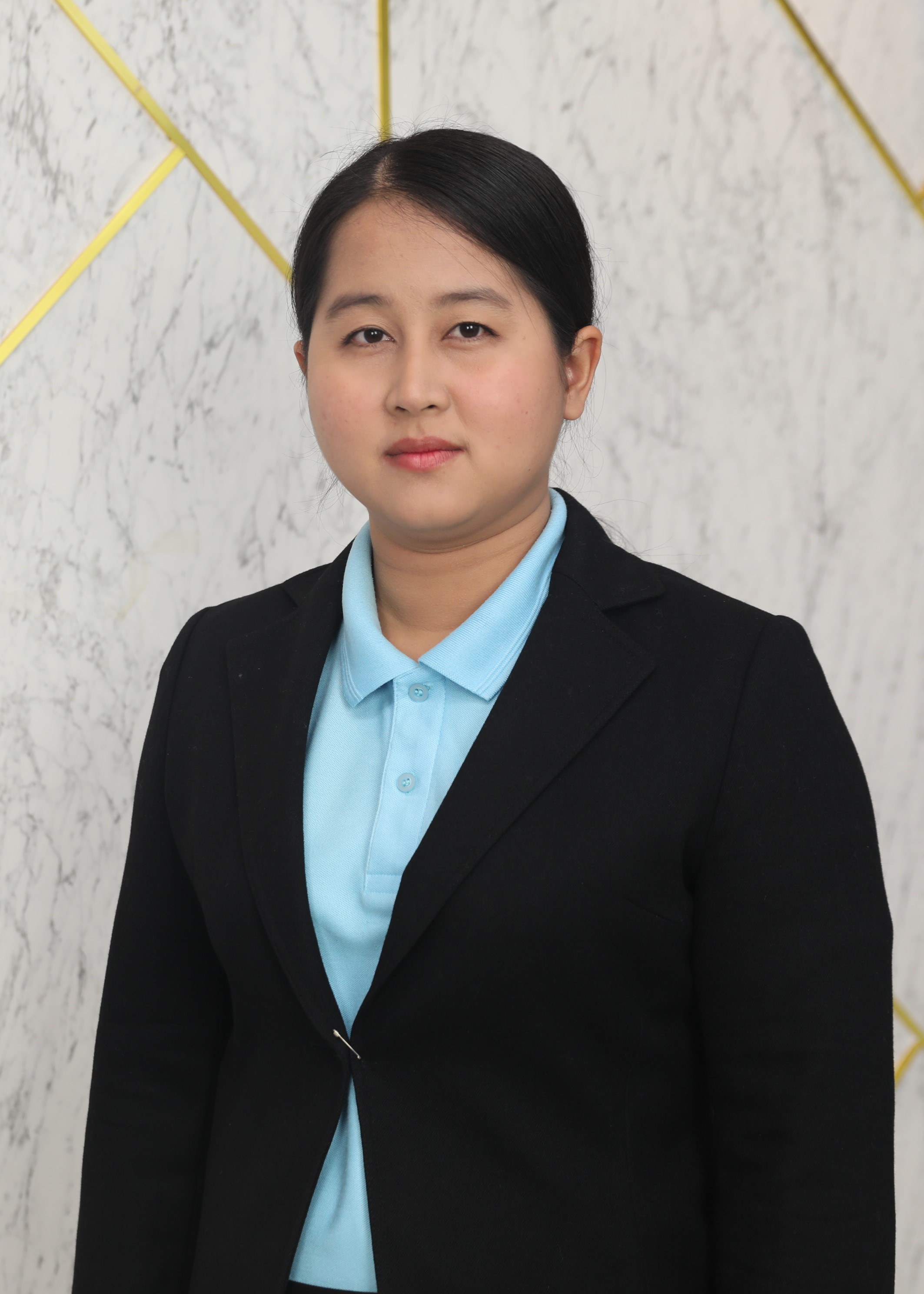 นางสาวรัตนาภรณ์ มุกนนท์