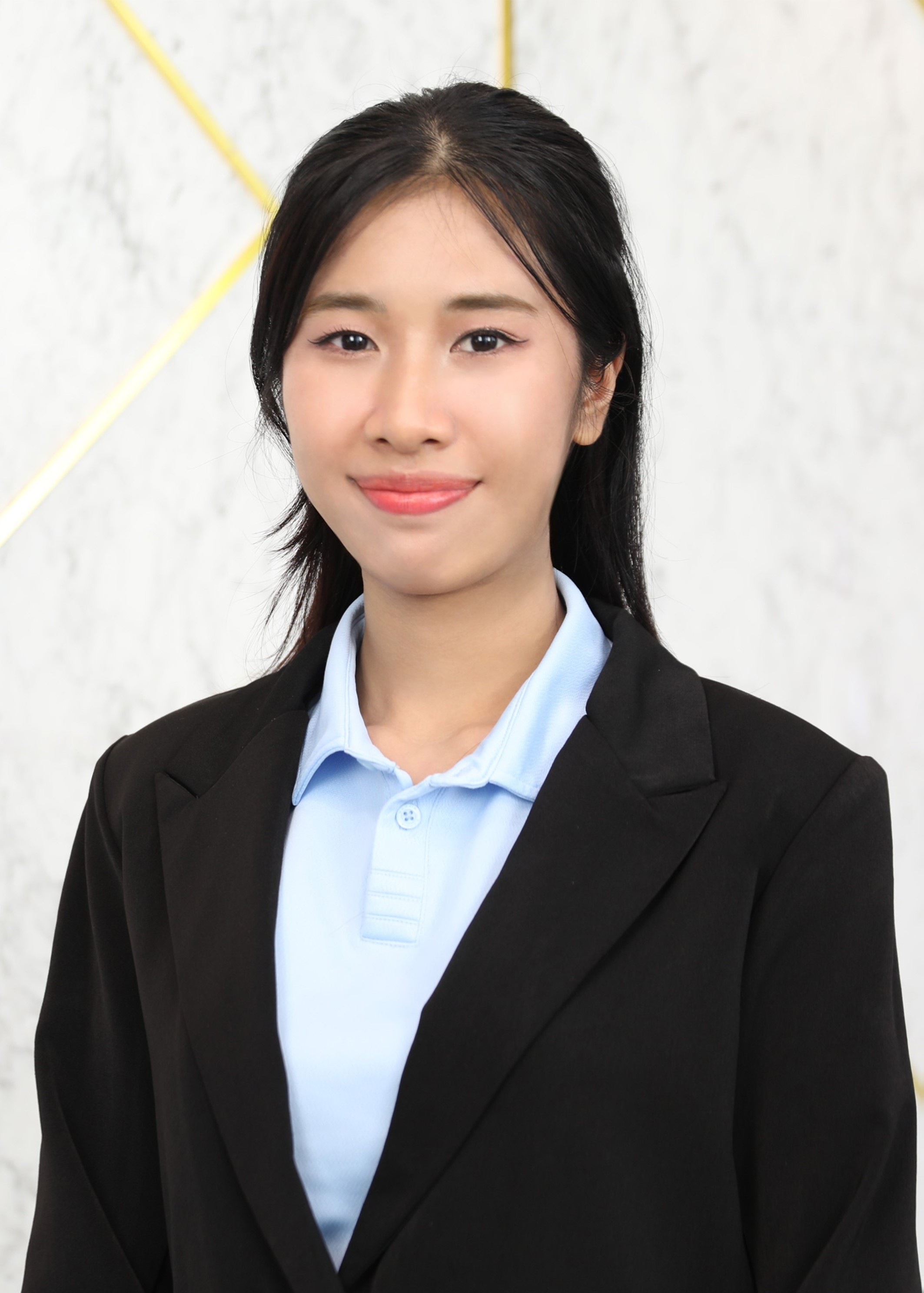นางสาวธนนท์ วีรธนนท์