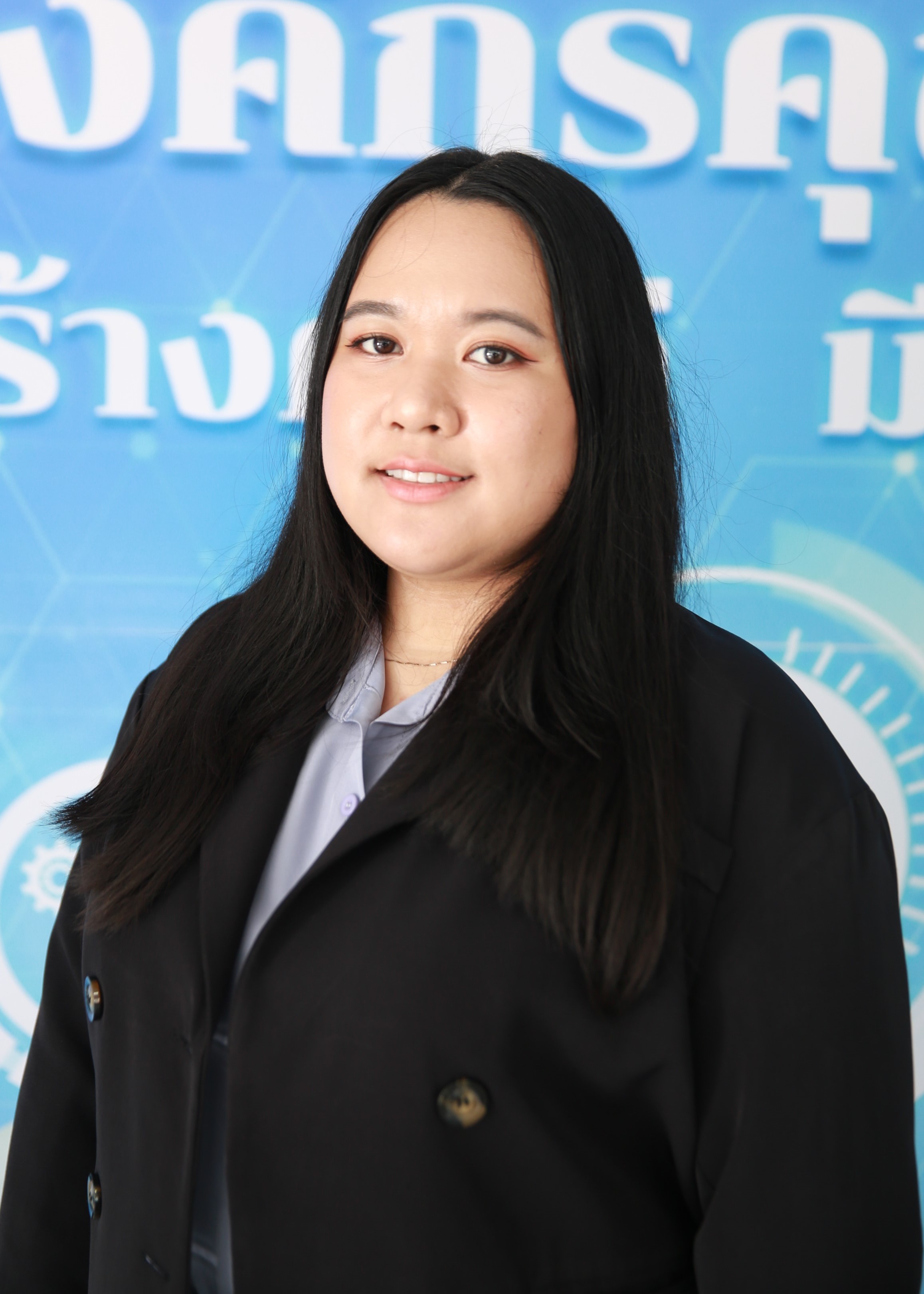 นางสาวธนนท์ วีรธนนท์