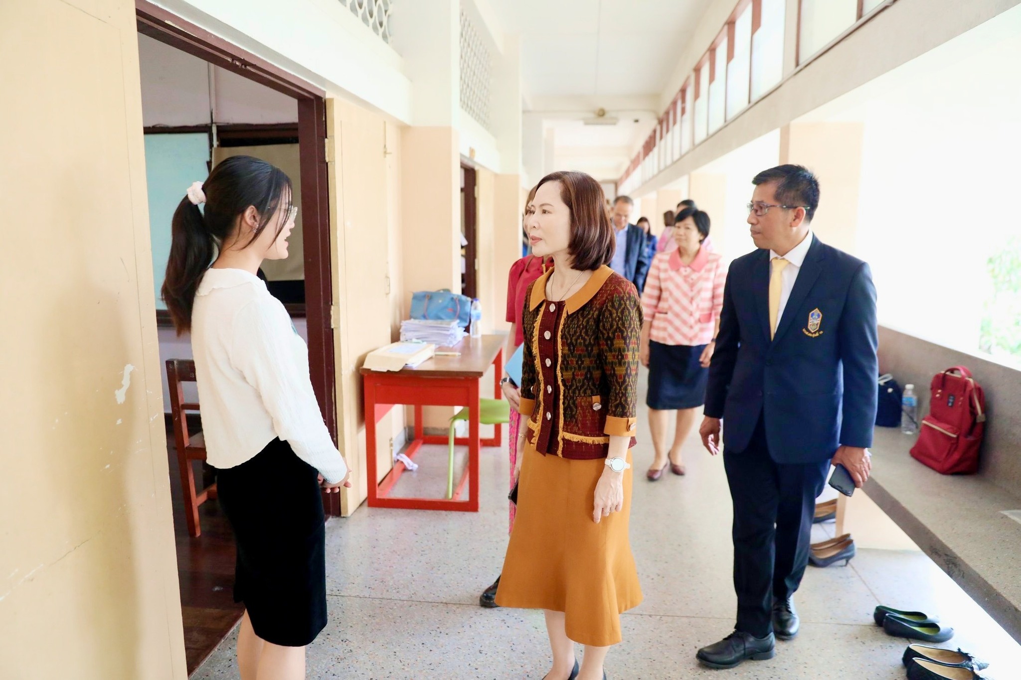 ผอ.สศศ. ตรวจเยี่ยมสนามสอบครูผู้ช่วย ปี 2568 ย้ำความโปร่งใส ยุติธรรม และตรวจสอบได้