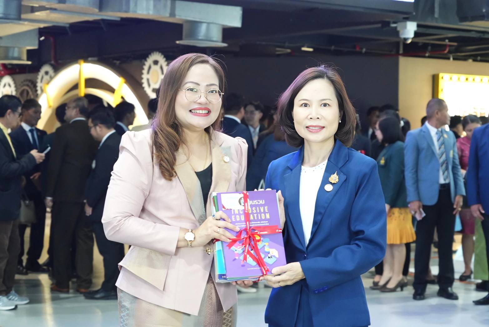 ร่วมแสดงความยินดีแด่ ดร.เกศทิพย์ ศุภวานิช เนื่องในโอกาสได้รับการแต่งตั้งให้ดำรงตำแหน่ง อธิบดีกรมส่งเสริมการเรียนรู้ (สกร.)