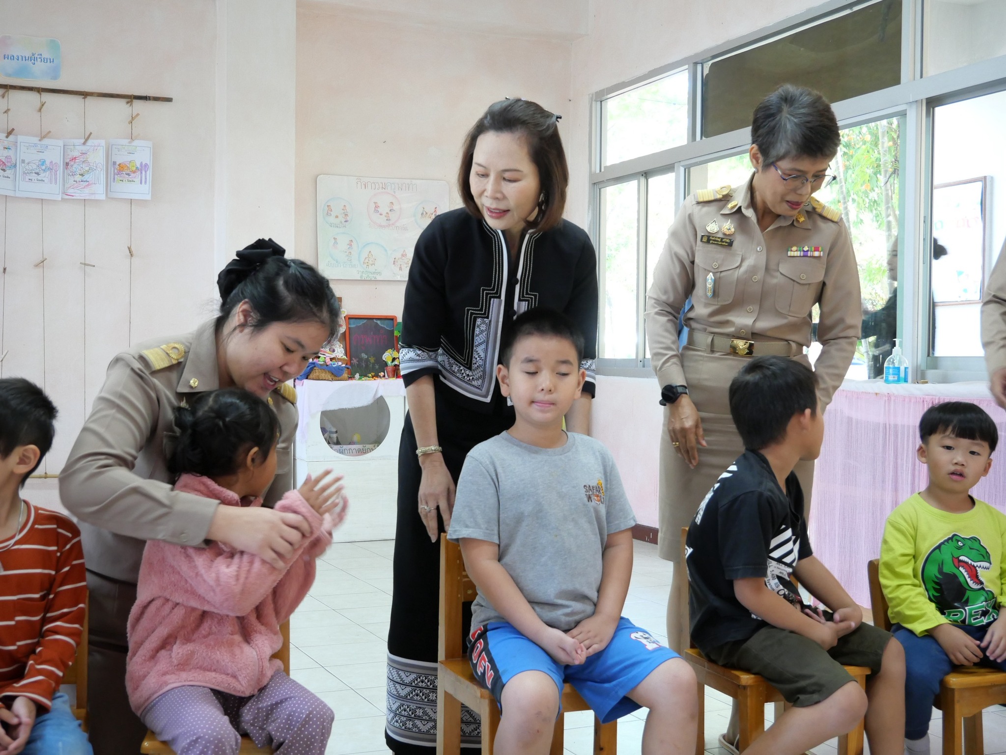 ผอ.สศศ. ลงพื้นที่ตรวจเยี่ยมสถานศึกษาในสังกัด ณ จังหวัดลำพูน