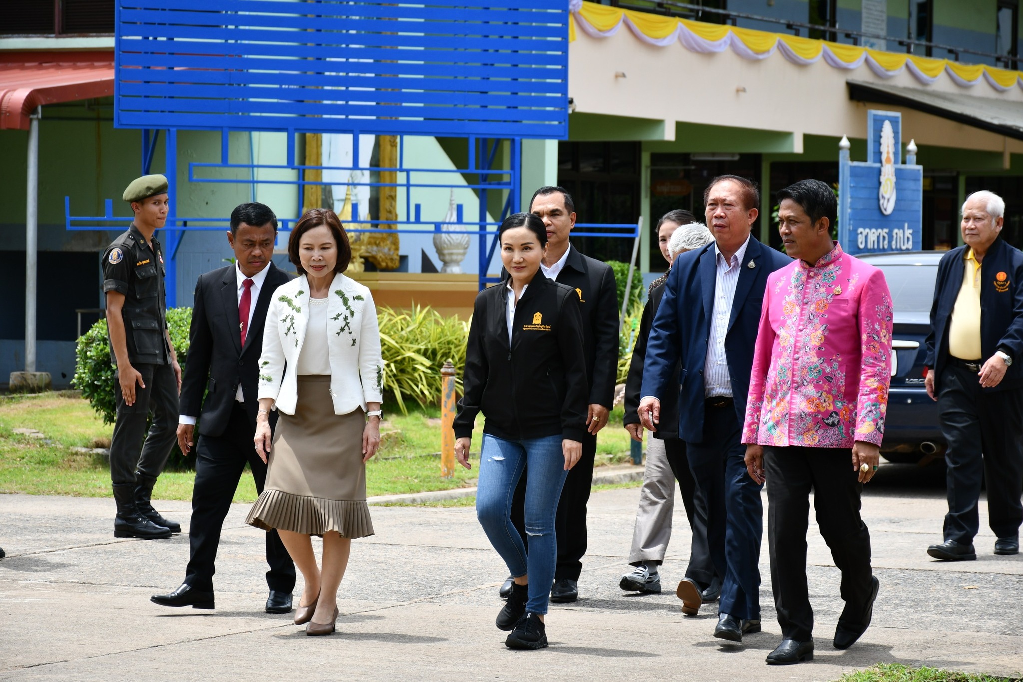 รมว.ศึกษาธิการ ลงพื้นที่ตรวจเยี่ยมโรงเรียนราชประชานุเคราะห์ 19 จังหวัดนครศรีธรรมราช มุ่งยกระดับคุณภาพชีวิตเด็กด้อยโอกาส