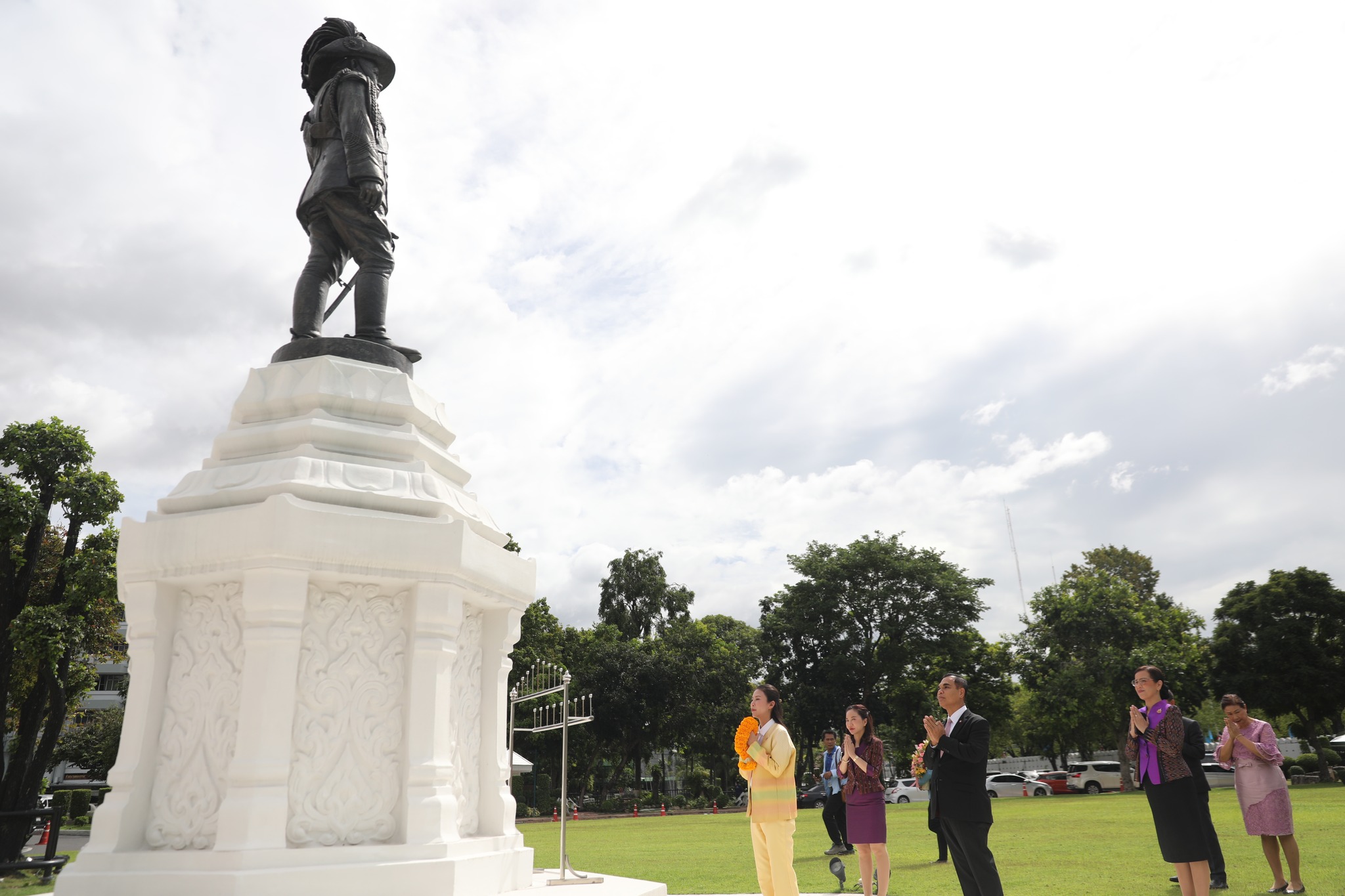 สพฐ. ร่วมต้อนรับเลขานุการรัฐมนตรีว่าการกระทรวงศึกษาธิการ